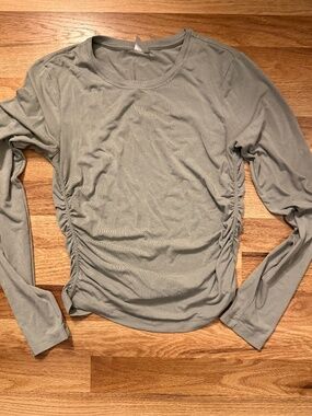 Womens Athleta work out top